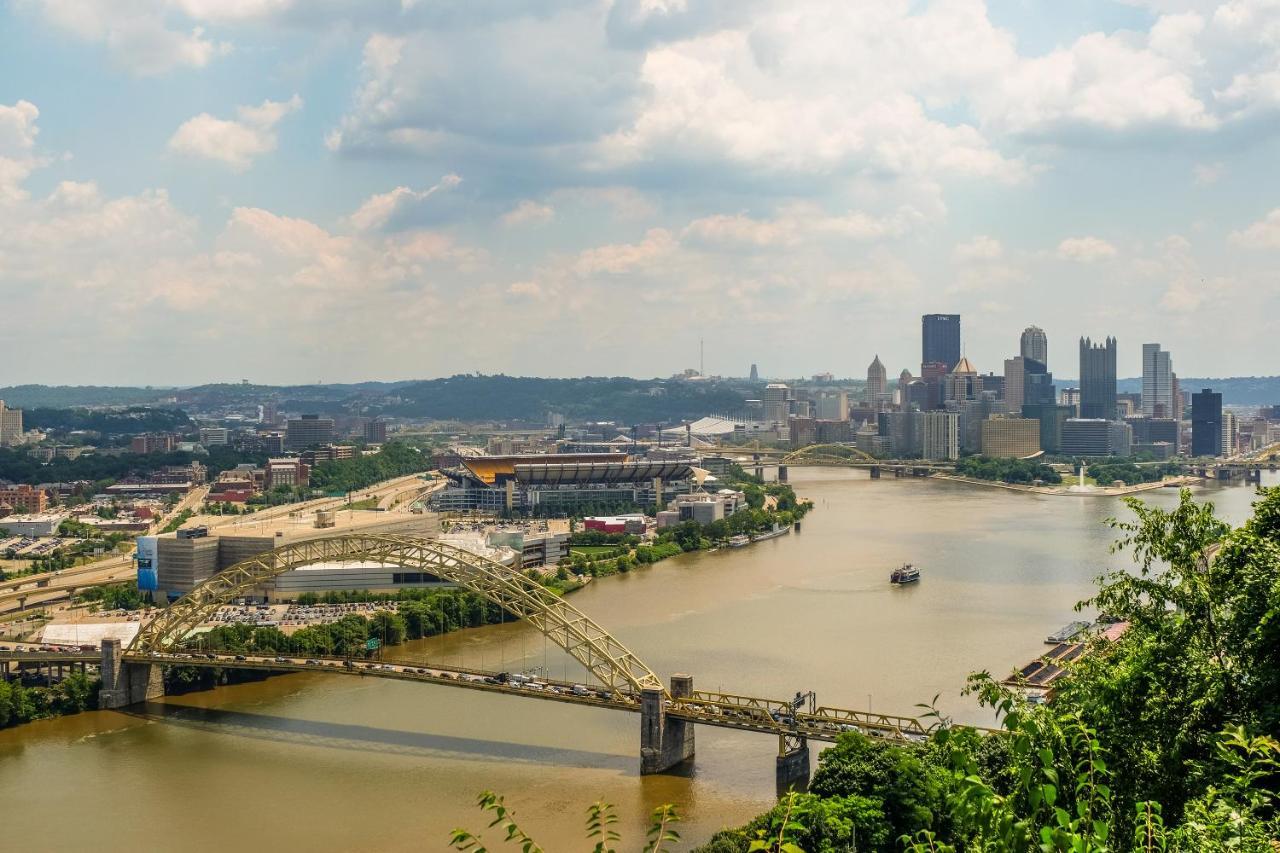 Frontdesk Aria Cultural District Lofts Downtown Pittsburgh ピッツバーグ エクステリア 写真