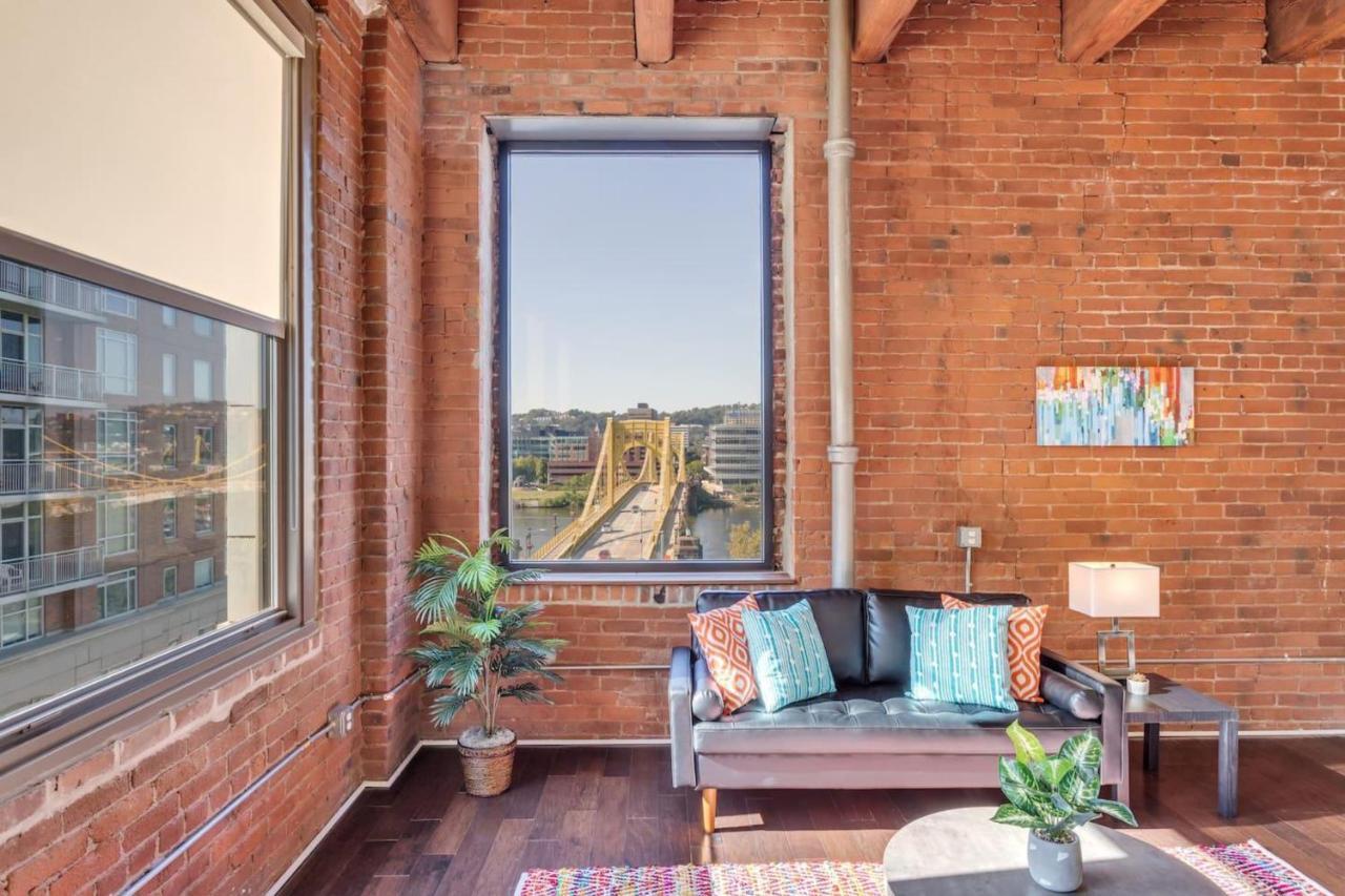 Frontdesk Aria Cultural District Lofts Downtown Pittsburgh ピッツバーグ エクステリア 写真